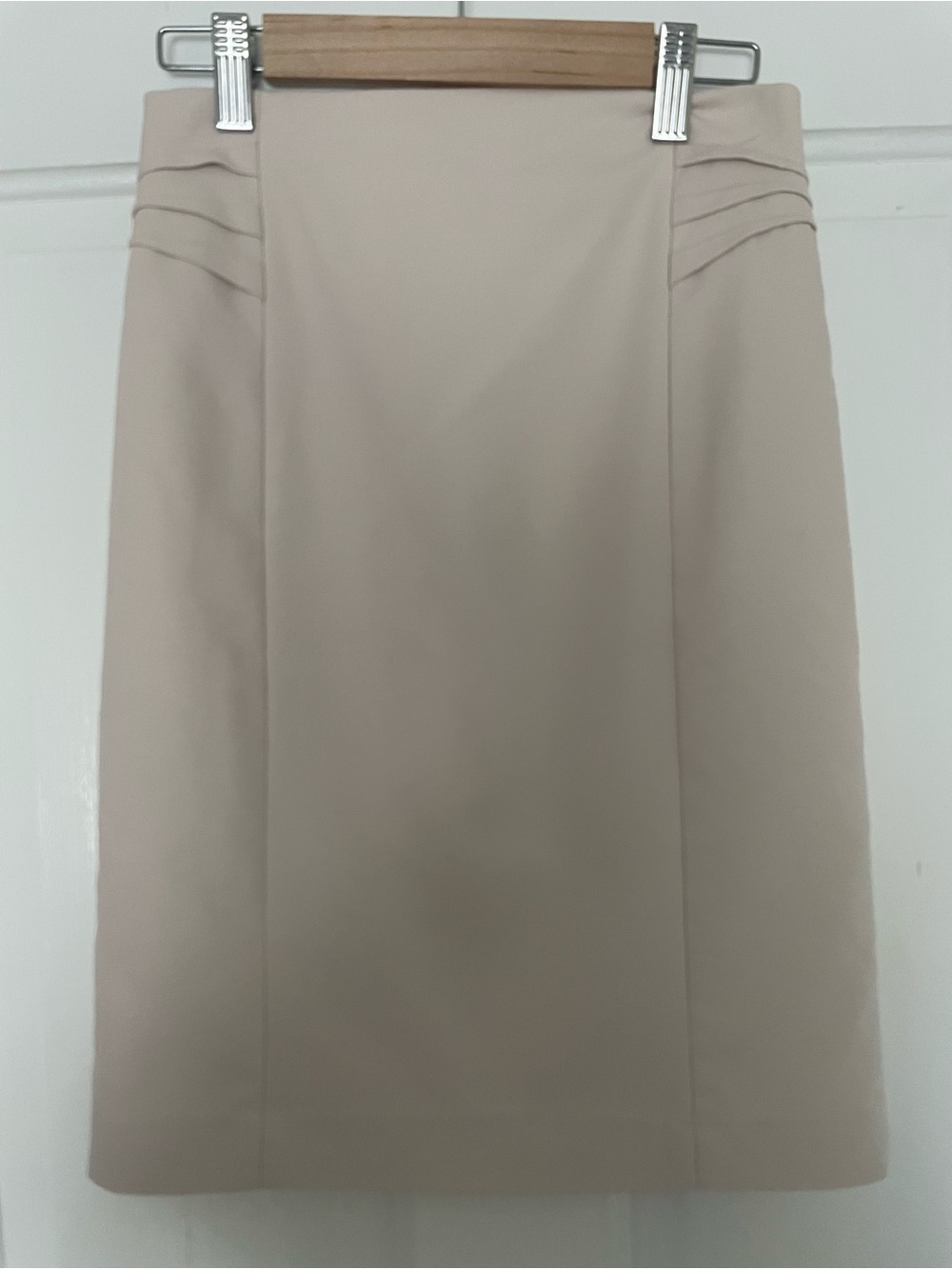 Express Classic Pencil Skirt Pale Pink- Women's Tailored Work Skirt